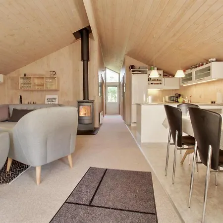 Elsemaria - 1-3km From The Sea In Nw Jutland By Interhome