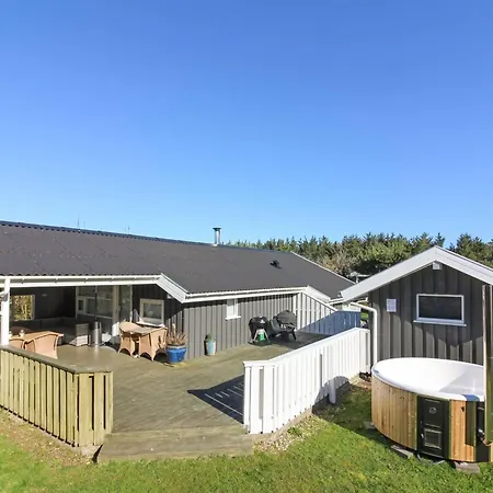 Elsemaria - 1-3km From The Sea In Nw Jutland By Interhome